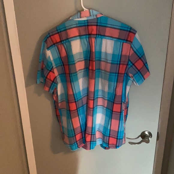 Short sleeve button up shirt - Picture 3 of 3